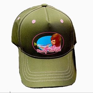 KISSING FISH GIRLS TRUCKER HAT (BRAND NEW)